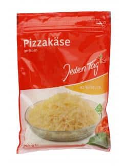 Jeden Tag Pizzakäse gerieben